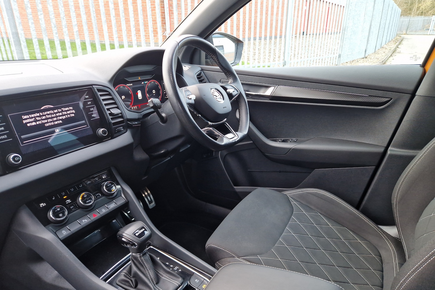 Used Skoda Karoq 2023 for sale - 77239427: Photo 2