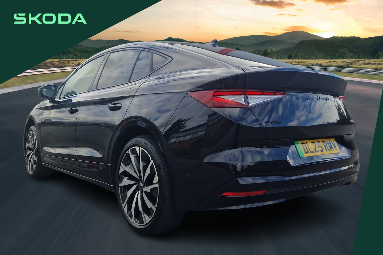 Used Skoda Enyaq 2025 for sale - 76680654: Photo 3