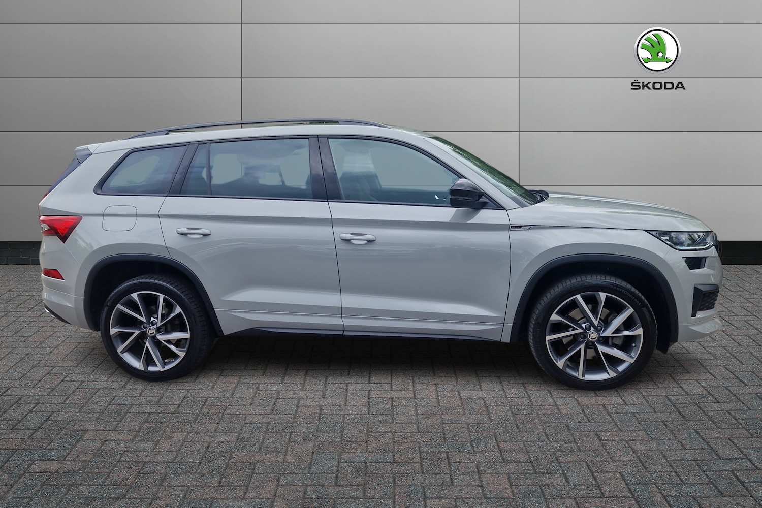 Used Skoda Kodiaq 2023 for sale - 77599996: Photo 4