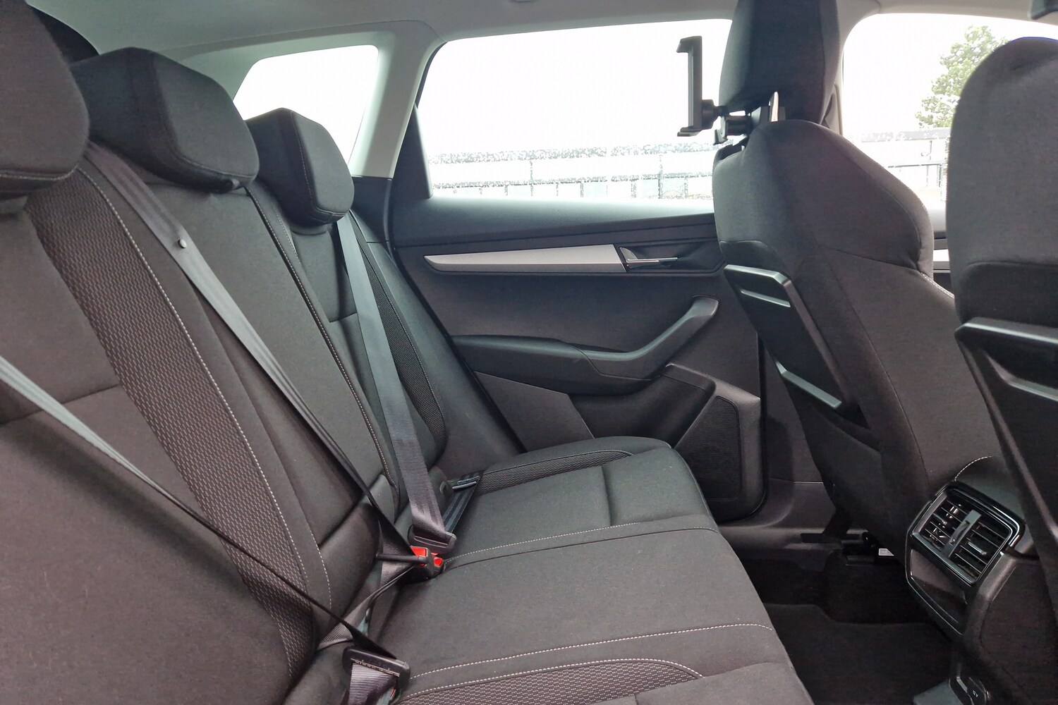 Used Skoda Karoq 2025 for sale - 77075367: Photo 18