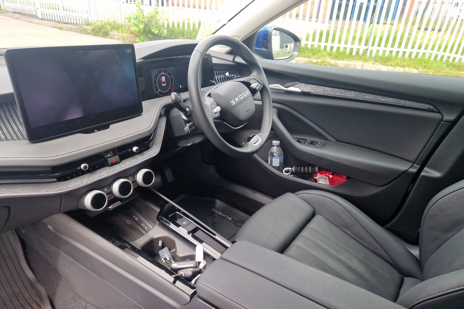 Used Skoda Superb 2025 for sale - 76680559: Photo 2