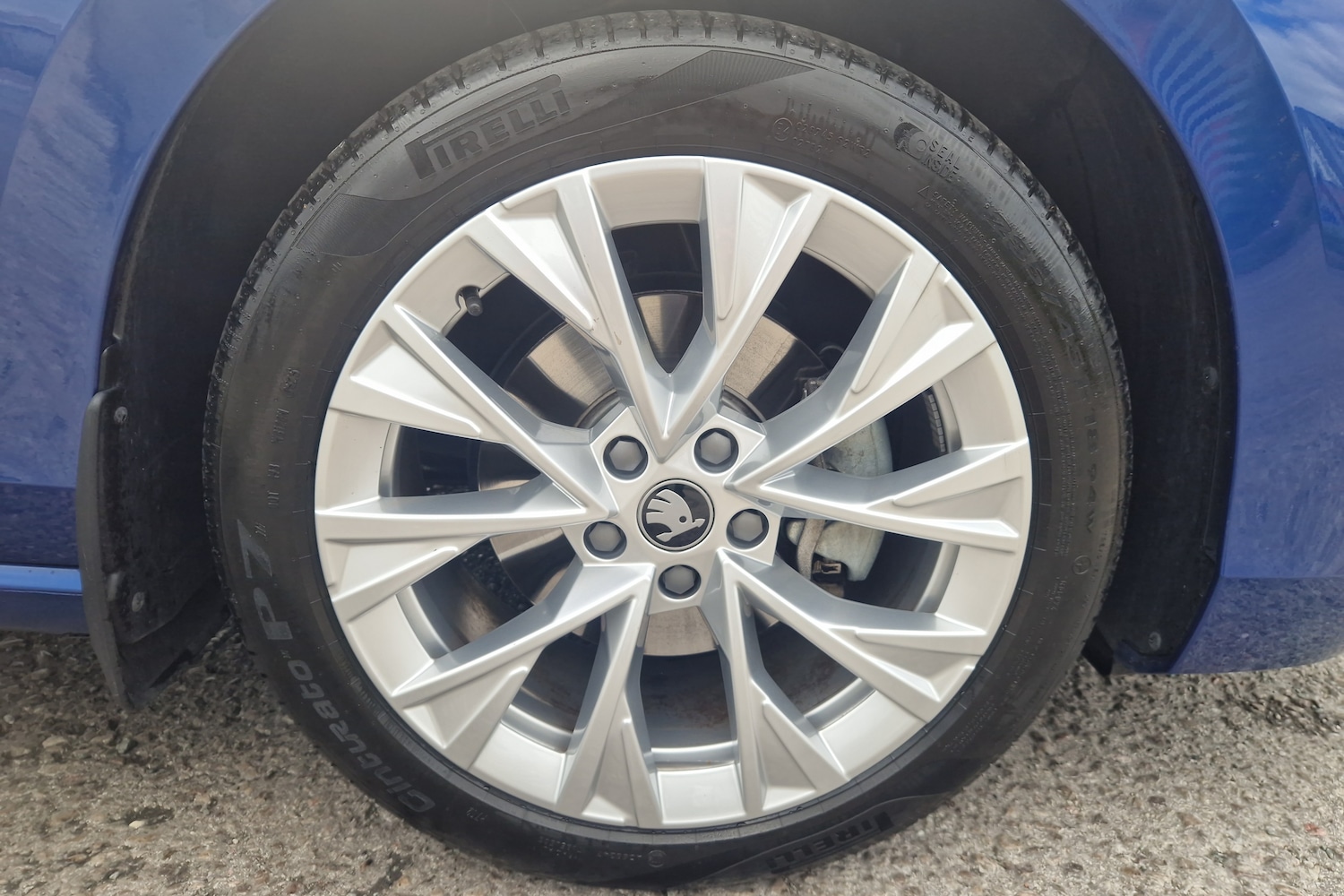 Used Skoda Superb 2025 for sale - 76680559: Photo 5