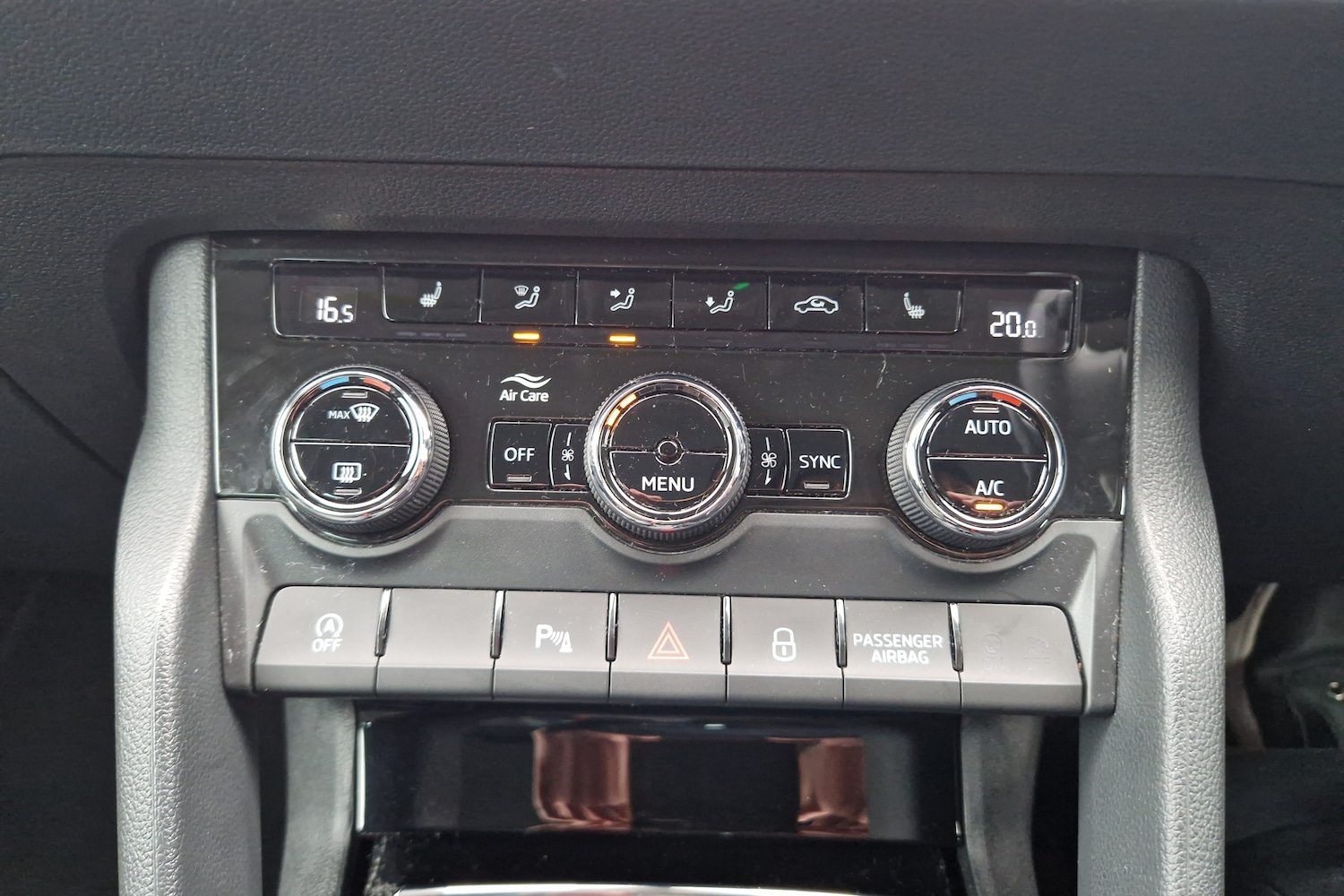 Used Skoda Karoq 2023 for sale - 76760666: Photo 25