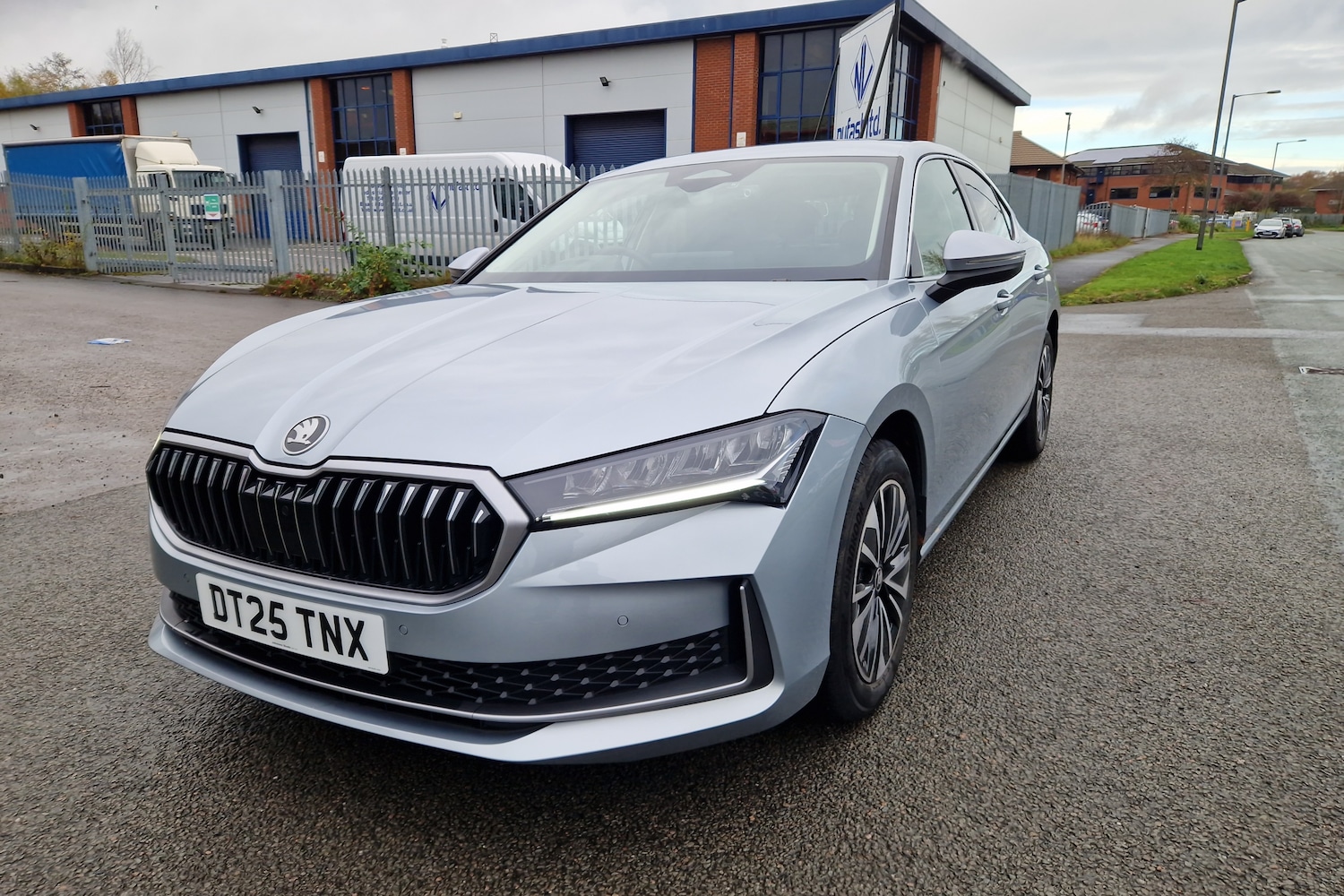 Used Skoda Superb 2025 for sale - 76679612: Photo 12