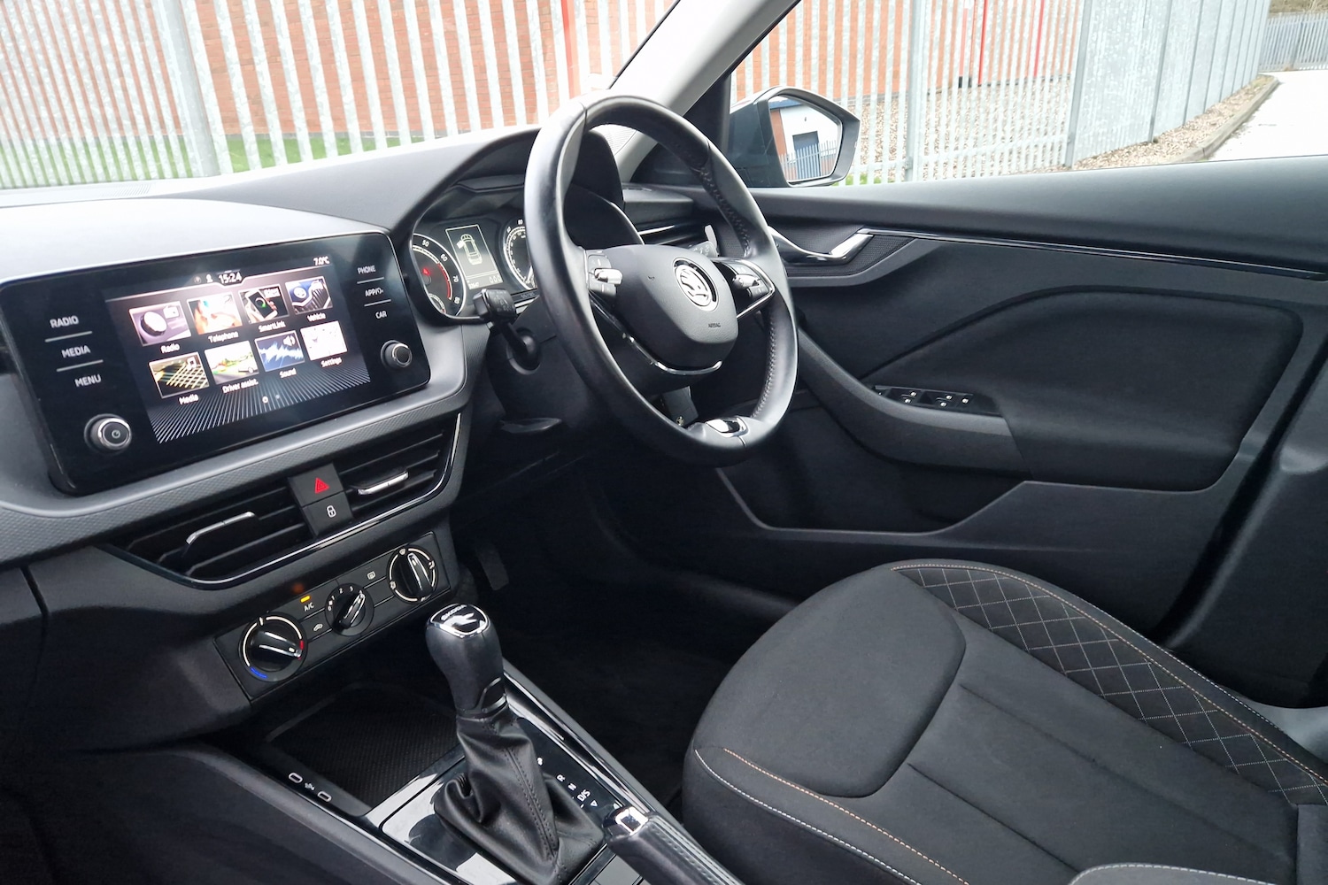 Used Skoda Kamiq 2021 for sale - 77205263: Photo 2