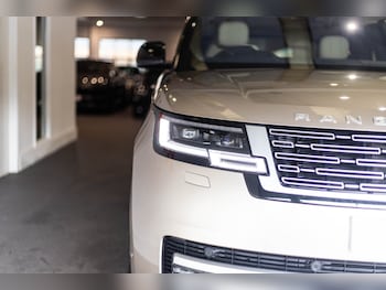 Used Land Rover Range Rover 2023 for sale - 79582267: Photo