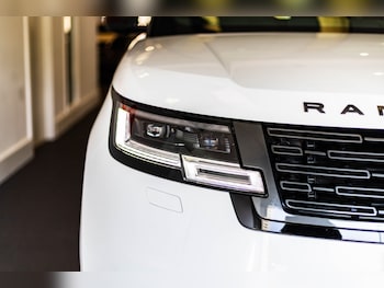 Used Land Rover Range Rover 2023 for sale - 79582260: Photo