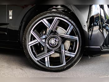 Used Rolls-Royce Cullinan 2025 for sale - 79582303: Photo