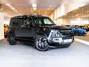 Used Land Rover Defender 110 2024 for sale - 79582298: Photo