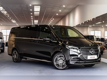 Used Mercedes-Benz V-Class 2025 for sale - 79582311: Photo