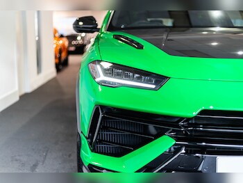 Used Lamborghini Urus 2023 for sale - 79582294: Photo