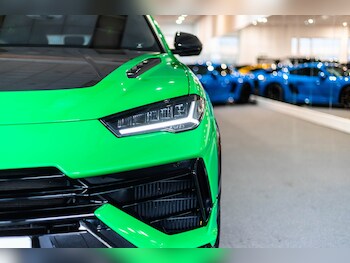 Used Lamborghini Urus 2023 for sale - 79582294: Photo