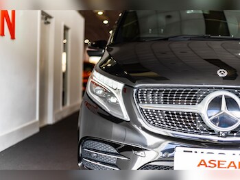 Used Mercedes-Benz V-Class 2020 for sale - 79582302: Photo