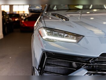 Used Lamborghini Urus 2023 for sale - 79582245: Photo
