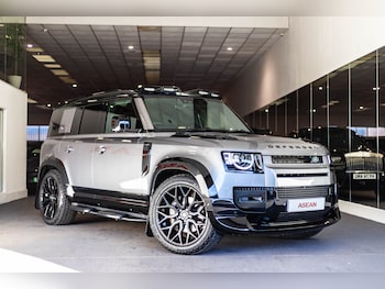 Used Land Rover Defender 110 2024 for sale - 79582284: Photo