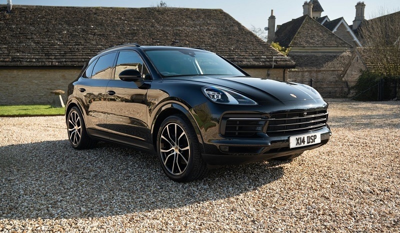 Used Porsche Cayenne 2023 for sale - 78108032: Photo 2