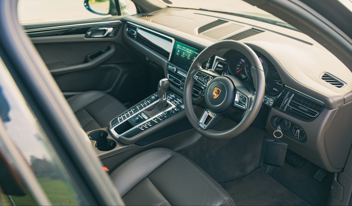 Used Porsche Macan 2019 for sale - 78107977: Photo 11