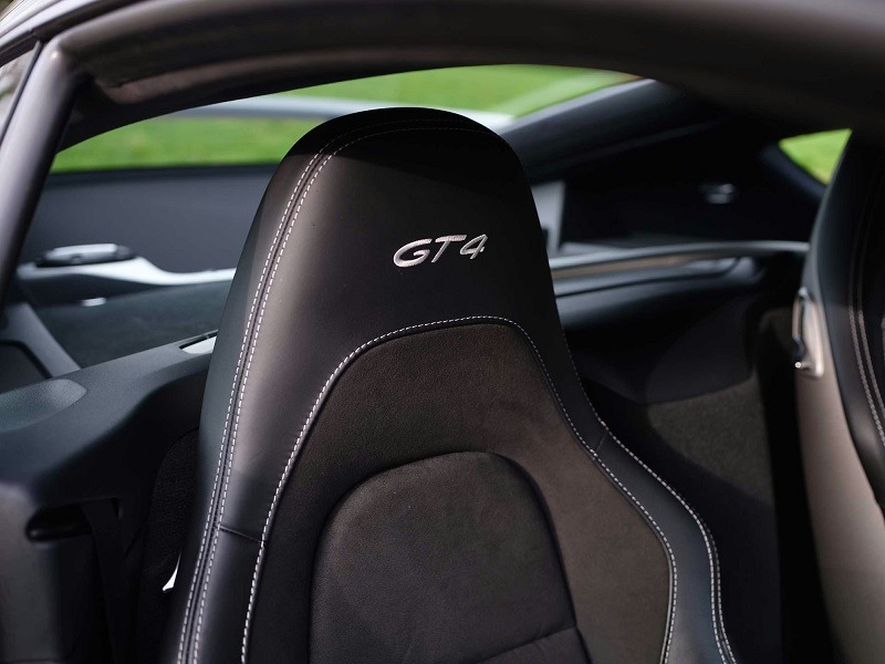 Used Porsche Cayman 2021 for sale - 78125377: Photo 2