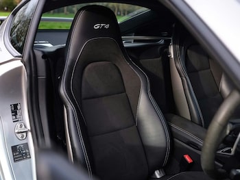 Used Porsche Cayman 2021 for sale - 78125377: Photo