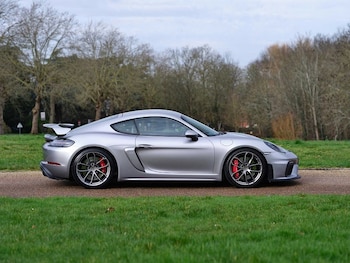 Used Porsche Cayman 2021 for sale - 78125377: Photo