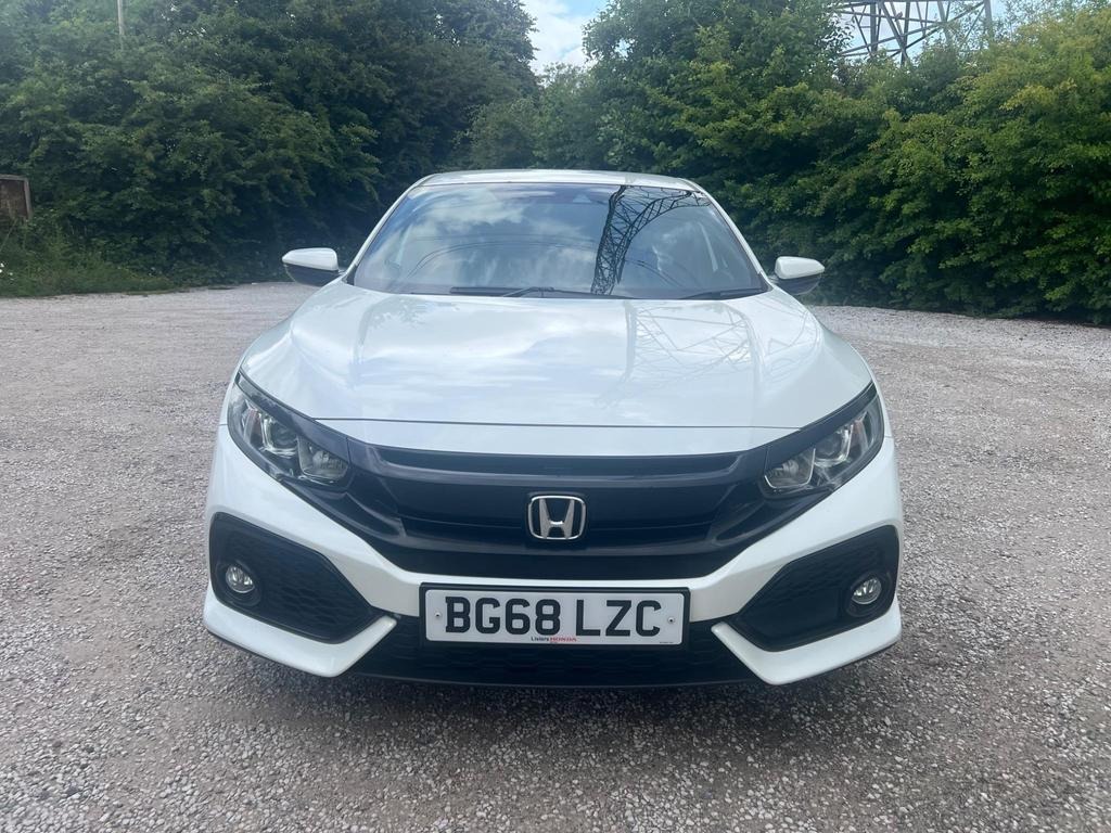 Used Honda Civic 2018 for sale - 78127271: Photo 2
