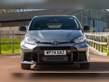 Used Toyota Yaris 2024 for sale - 78108048: Photo