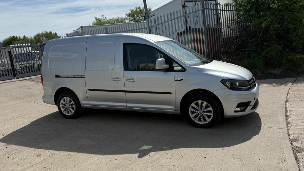 Used Volkswagen Caddy Maxi 2018 for sale - 78125682: Photo 2