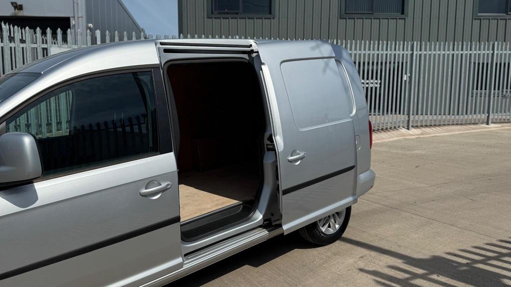 Used Volkswagen Caddy Maxi 2018 for sale - 78125682: Photo 4