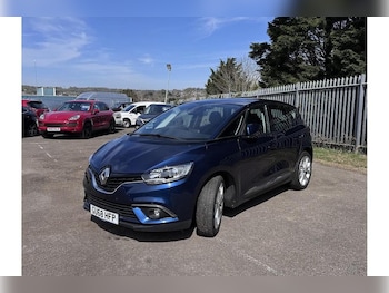 Used Renault Scenic 2018 for sale - 78127259: Photo
