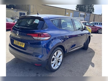 Used Renault Scenic 2018 for sale - 78127259: Photo