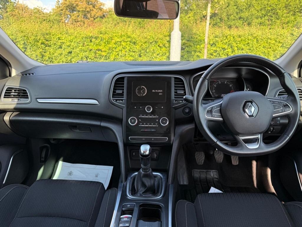 Used Renault Megane 2018 for sale - 78127261: Photo 6