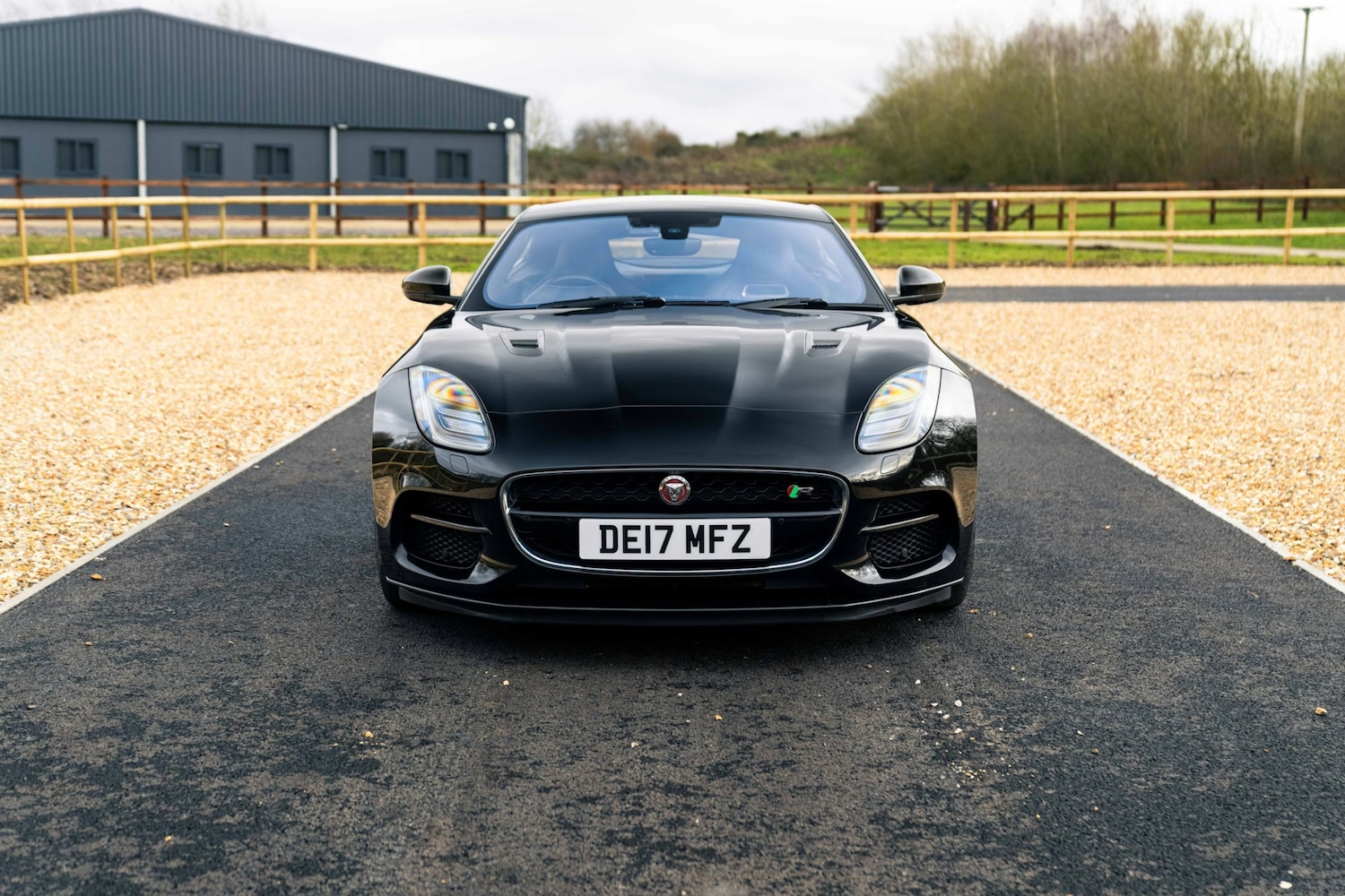 Used Jaguar F-Type 2017 for sale - 78094554: Photo 2