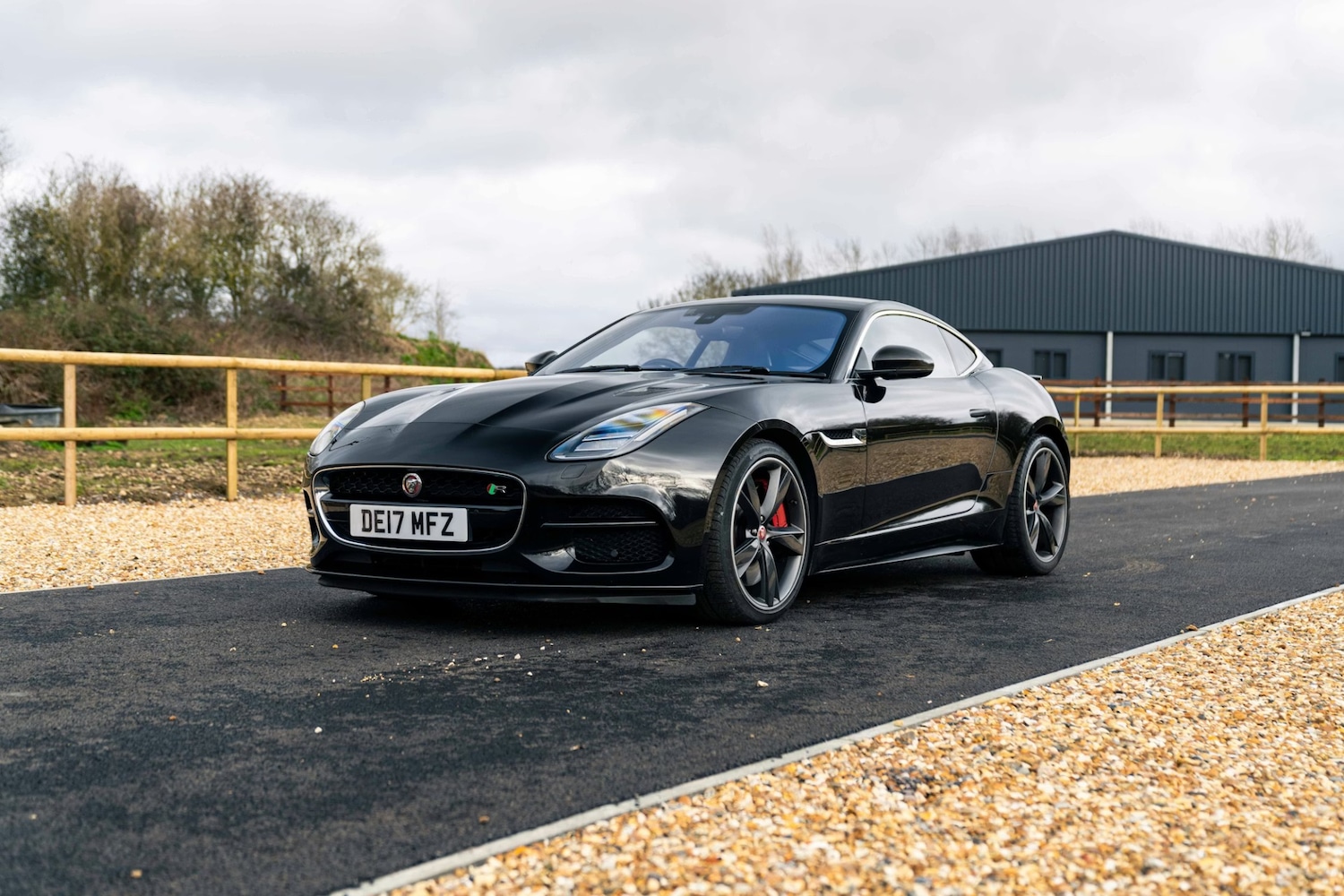 Used Jaguar F-Type 2017 for sale - 78094554: Photo 3