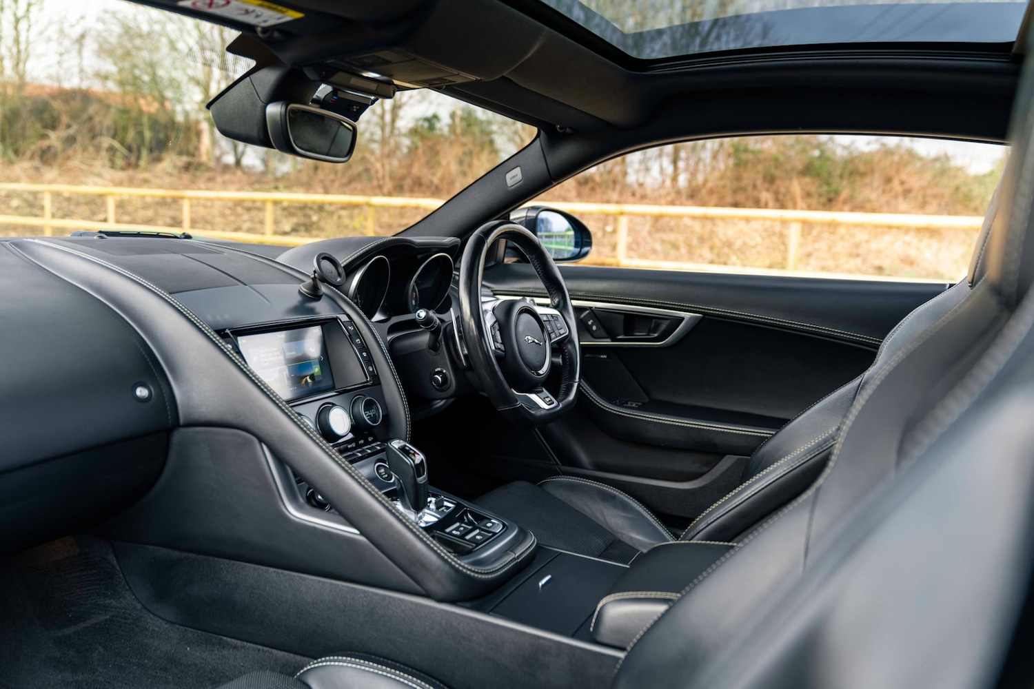 Used Jaguar F-Type 2017 for sale - 78094554: Photo 9