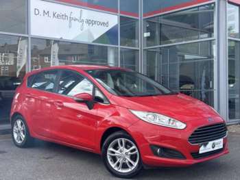 2015 - 1.25 82 Zetec 5dr Manual