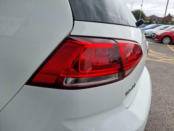 Used Volkswagen Golf 2015 for sale - 76216551: Photo 44