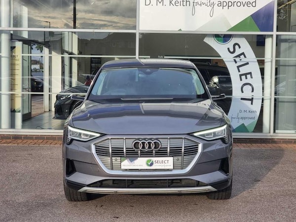 Used Audi e-tron 2019 for sale - 76162030: Photo 2