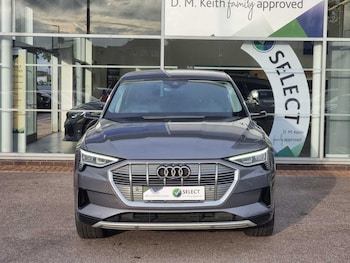 Used Audi e-tron 2019 for sale - 76162030: Photo 2