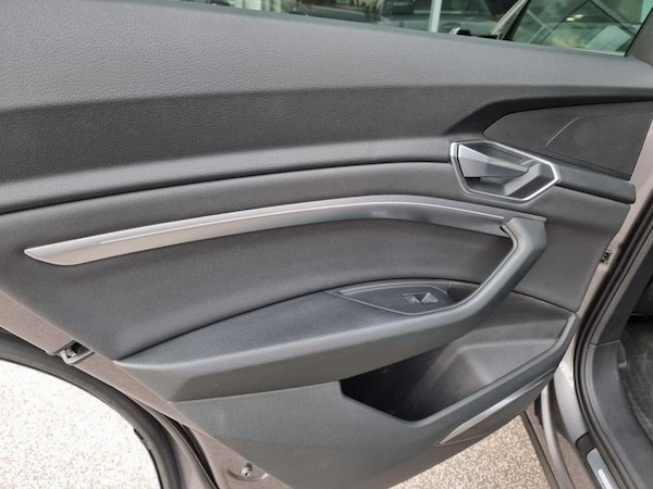 Used Audi e-tron 2019 for sale - 76162030: Photo 31