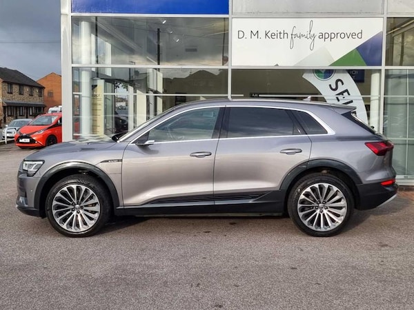 Used Audi e-tron 2019 for sale - 76162030: Photo 5