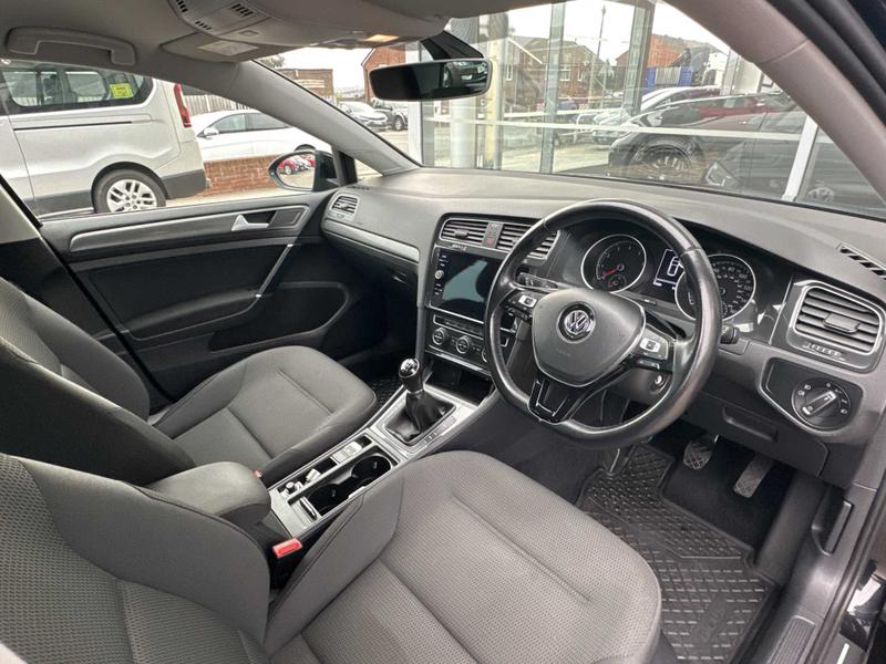 Used Volkswagen Golf 2020 for sale - 76097204: Photo 20