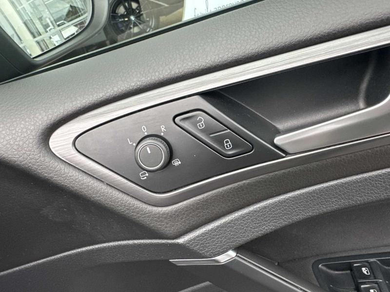 Used Volkswagen Golf 2020 for sale - 76097204: Photo 21