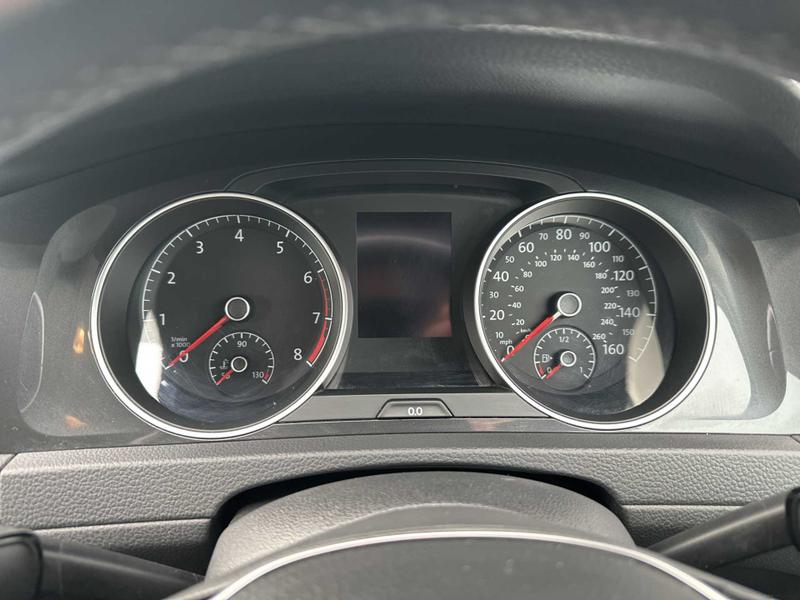 Used Volkswagen Golf 2020 for sale - 76097204: Photo 23