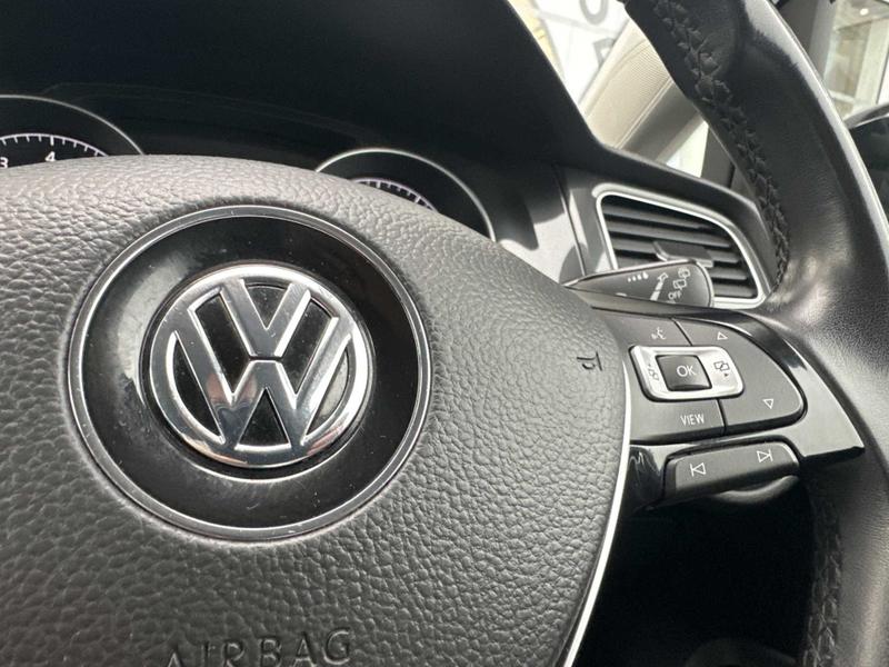 Used Volkswagen Golf 2020 for sale - 76097204: Photo 32