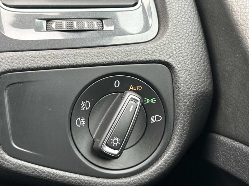 Used Volkswagen Golf 2020 for sale - 76097204: Photo 35