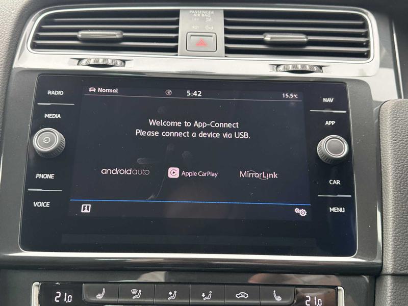 Used Volkswagen Golf 2020 for sale - 76097204: Photo 40