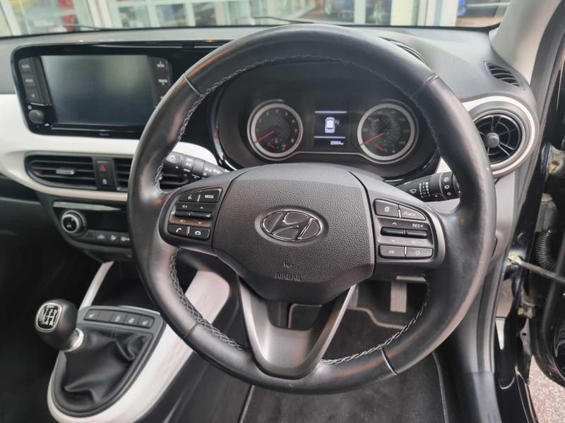 Used Hyundai i10 2022 for sale - 76302633: Photo 15