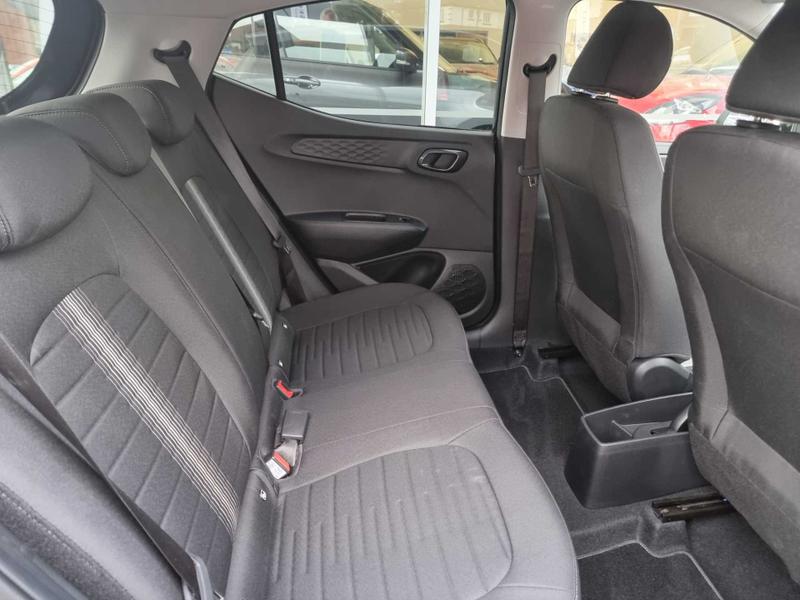 Used Hyundai i10 2022 for sale - 76302633: Photo 17