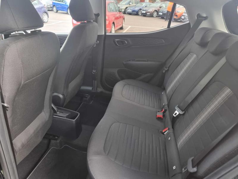Used Hyundai i10 2022 for sale - 76302633: Photo 19