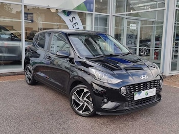 2022 - 1.2 MPi Premium 5dr Manual